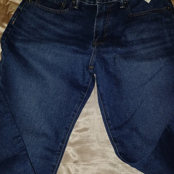 365 Temp Gap jeans 👖 - Picture 9 of 9